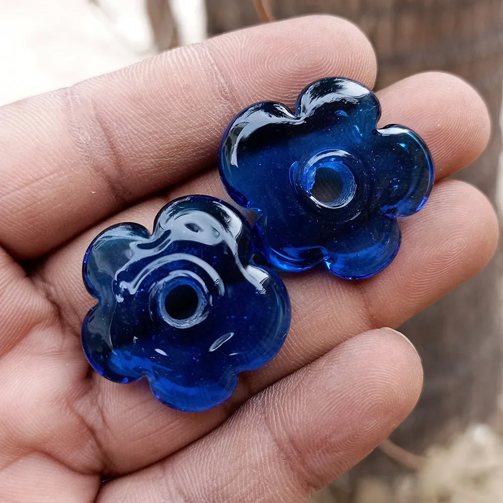 10 PIECES PACK' 30 MM APPROX DAISY GLASS BEADS