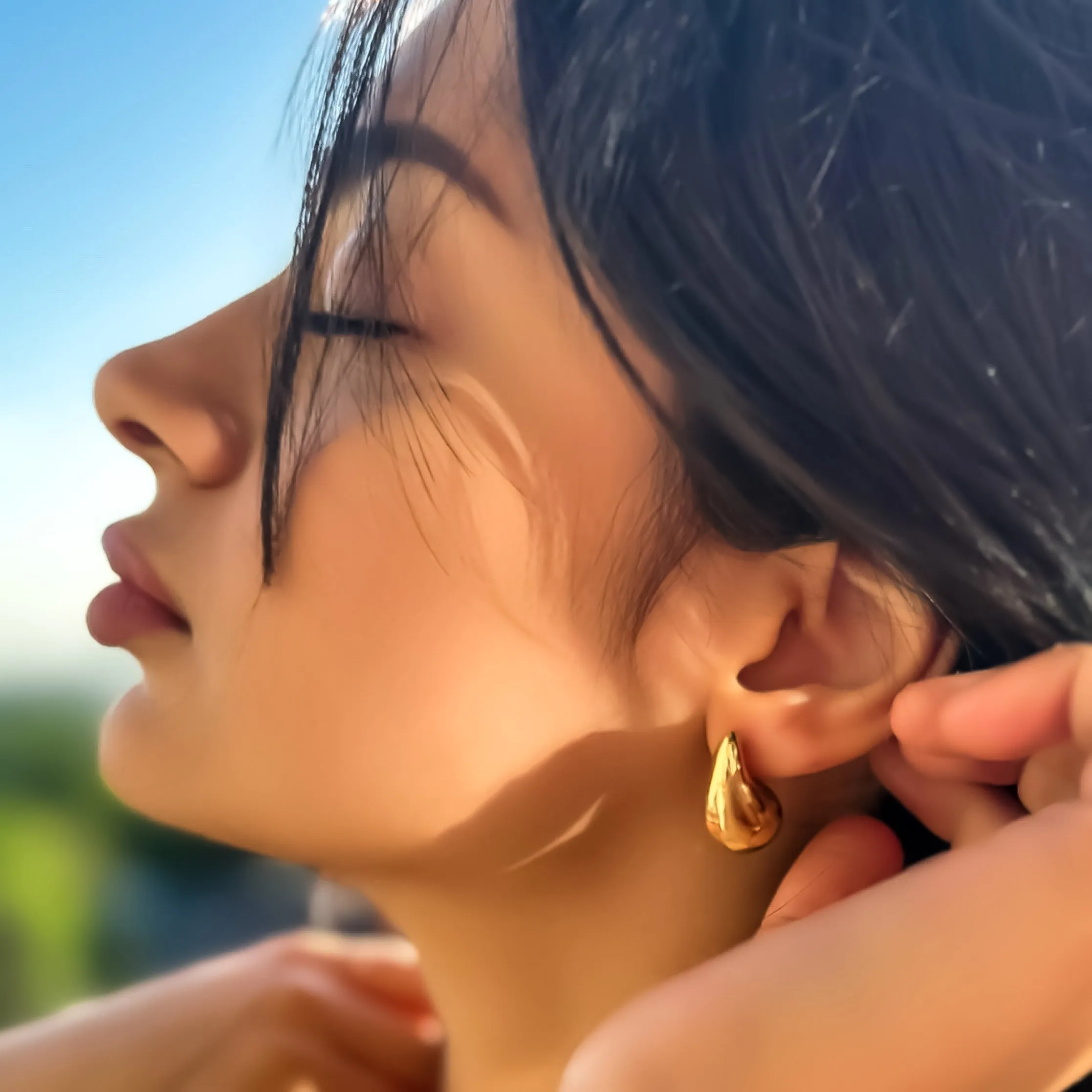 18k Gold-Plated Medium Chunky Golden Teardrop Earrings