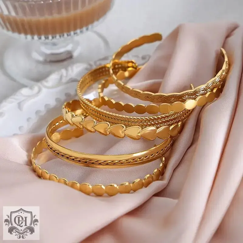 18K Gold Trendy Design Versatile Bracelets