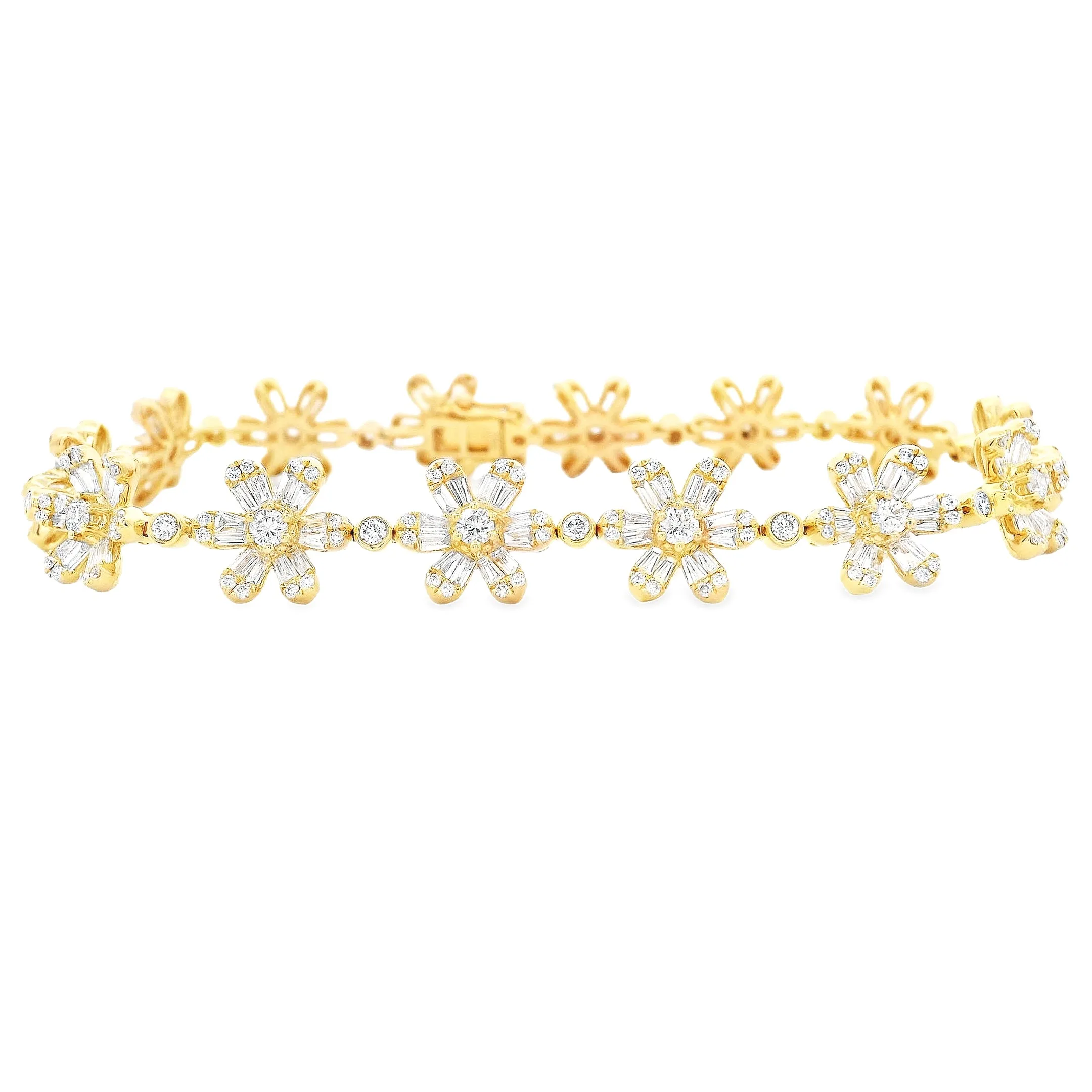 3.94ct 18k Yellow Gold Diamond Flower Bracelet