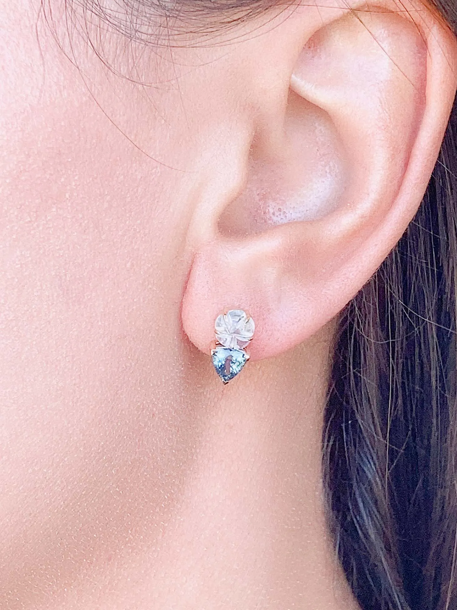 Aquamarine Carving and Teal Sapphire Earrings 14K Gold R3112