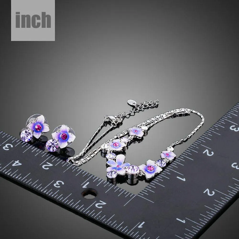 Artistic Flower Stud Earrings and Pendant Necklace Jewelry Set