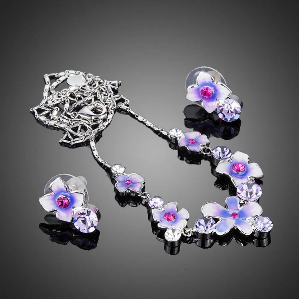Artistic Flower Stud Earrings and Pendant Necklace Jewelry Set