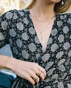 Bold Lily Link Necklace