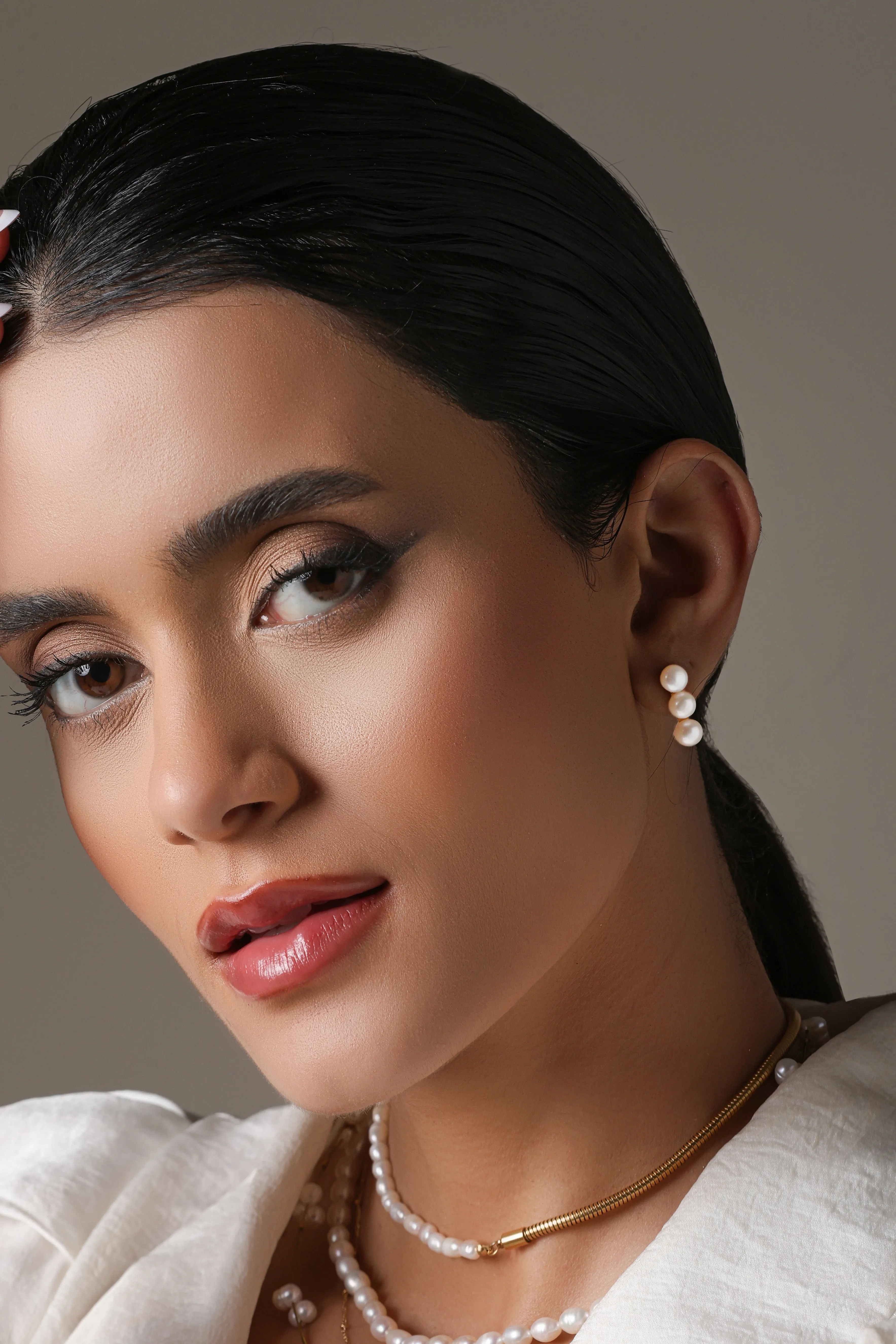 Chic Studs Earrings