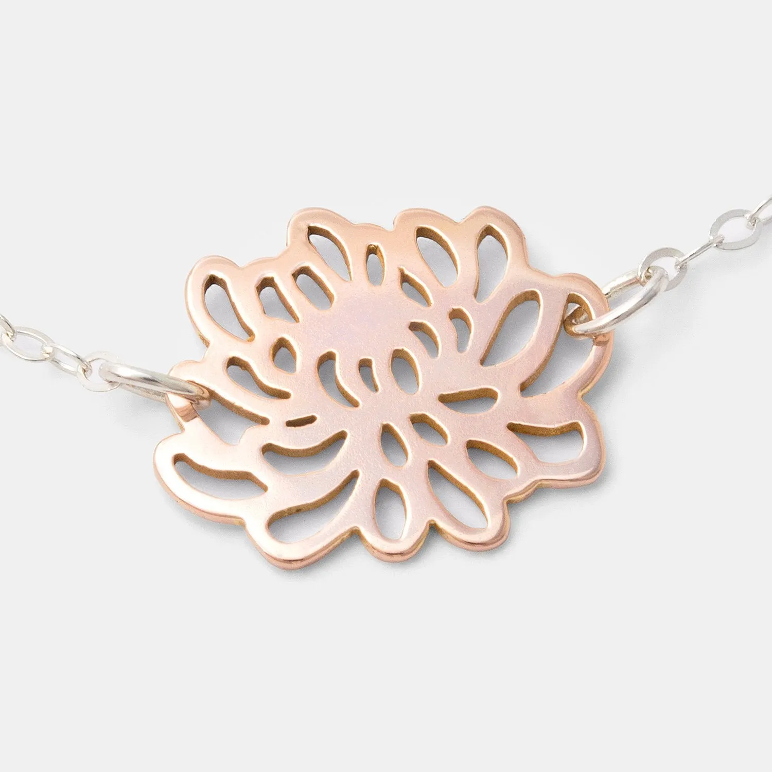 Chrysanthemum Solid Rose Gold Pendant