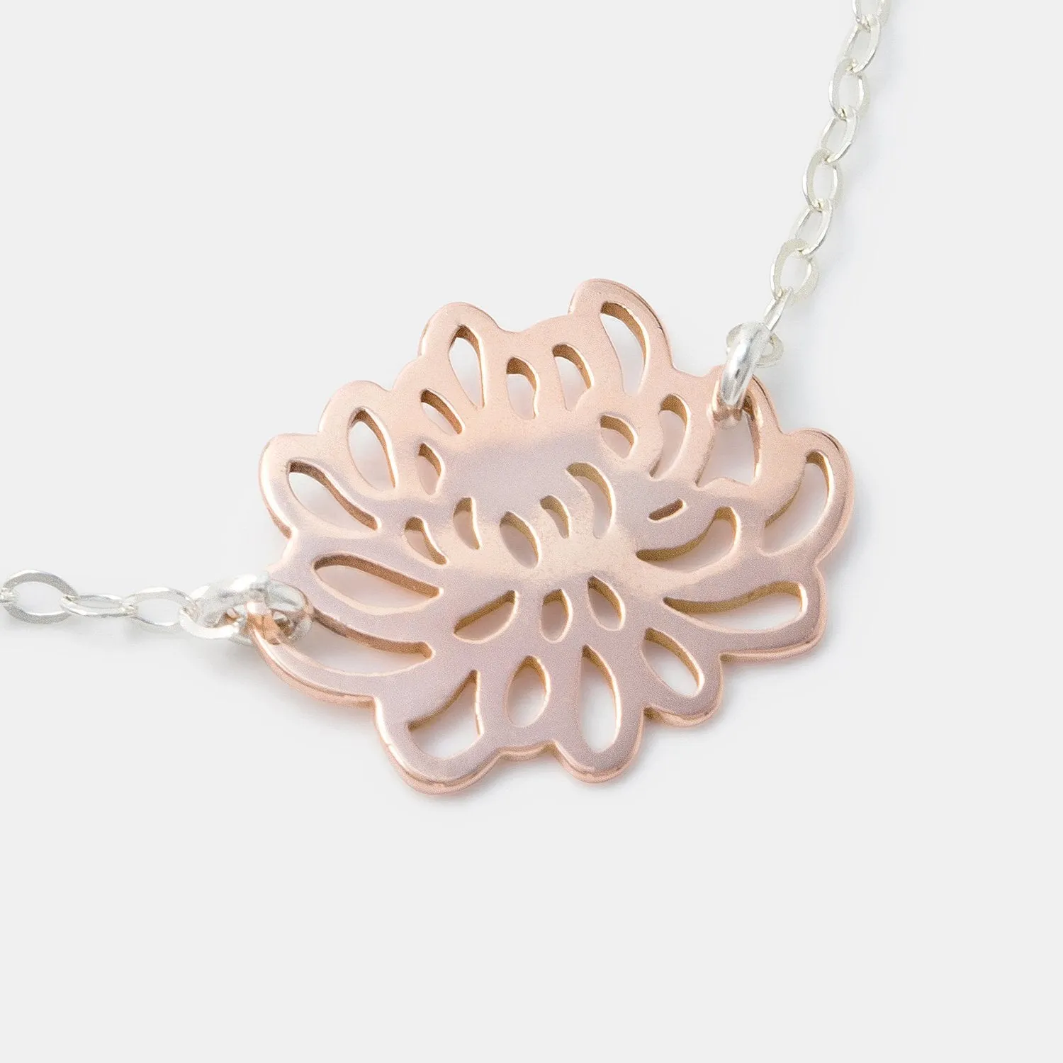 Chrysanthemum Solid Rose Gold Pendant
