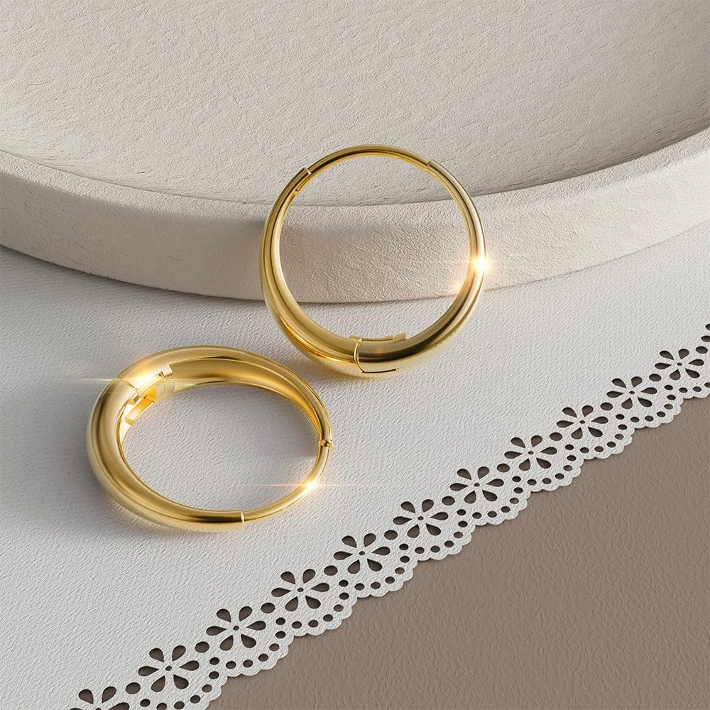 Ciara Chic Graduated Hoop Earrings Gold