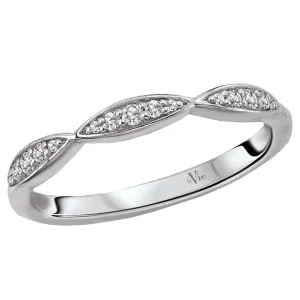 Diamond Scalloped Band