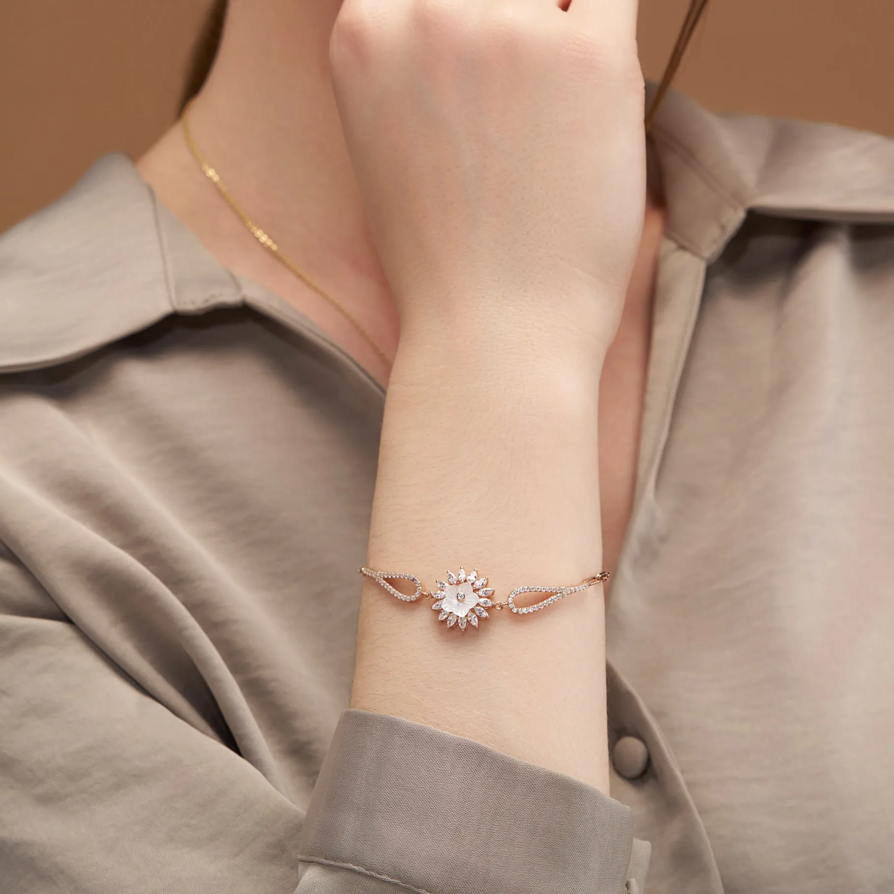 Flower Design Trendy Bracelet
