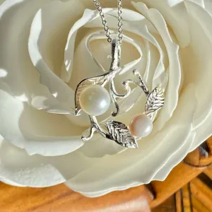 Freshwater Pearl & Leaves Wreath Sterling Silver Pendant