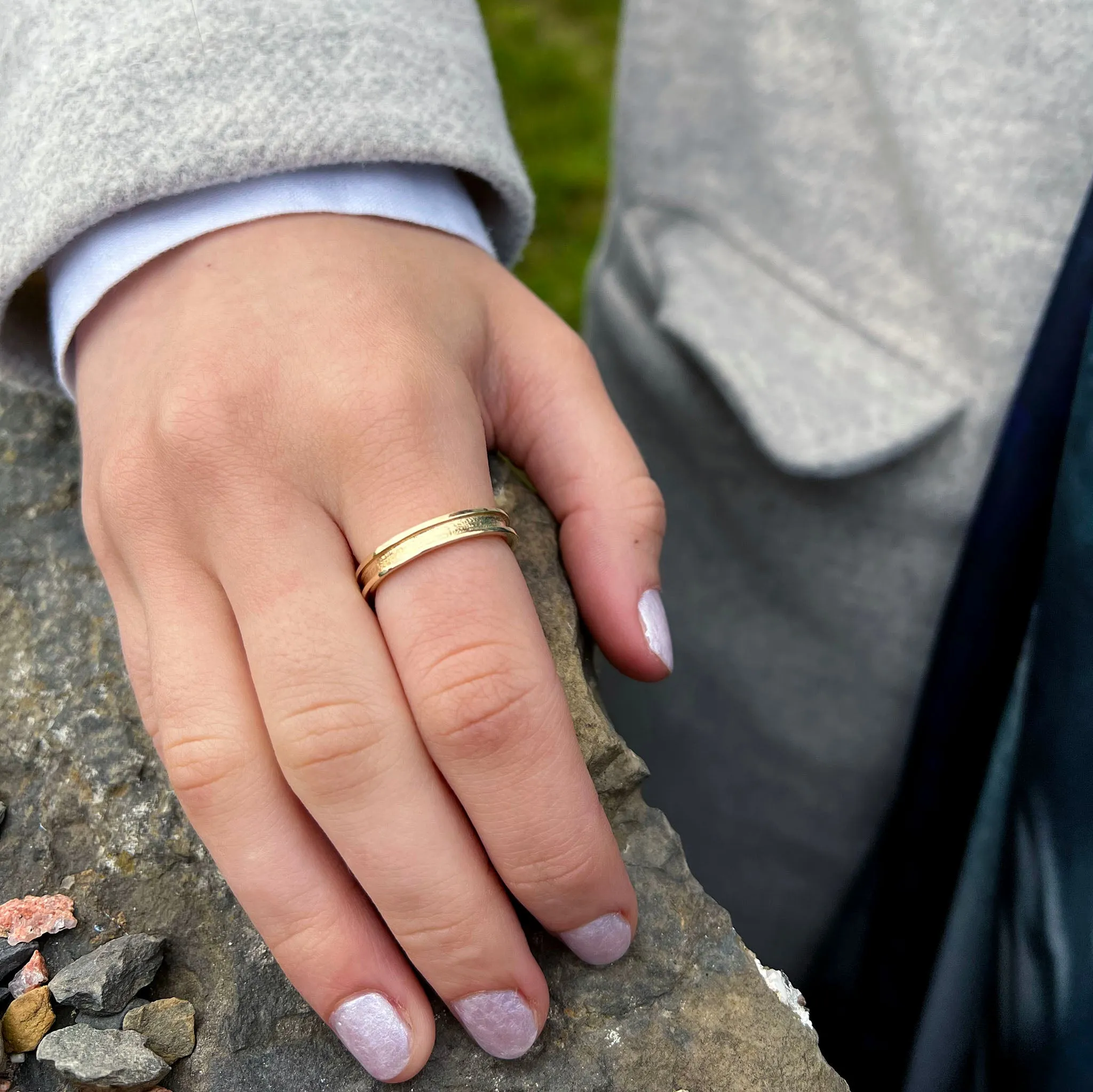 Halo Ring in 9ct Yellow Gold