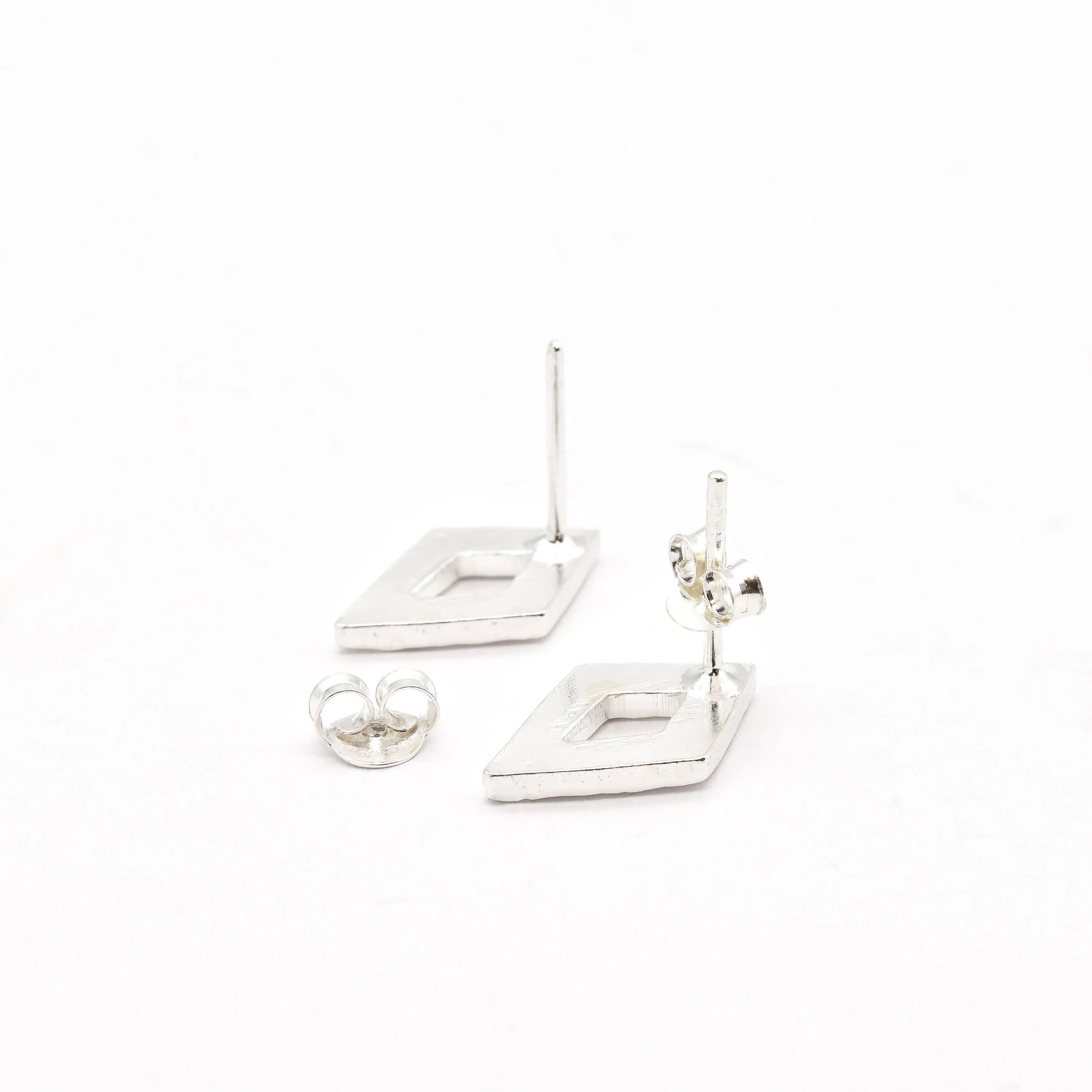 Hammered Kite Earrings - Diamond Shape Earrings - Silver Rhombus Studs
