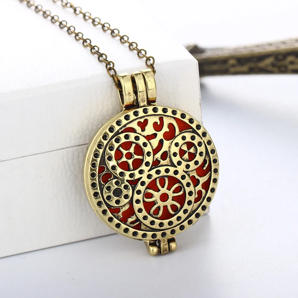 Hollow Out Gear Pendant Colorful Chrismas Necklace