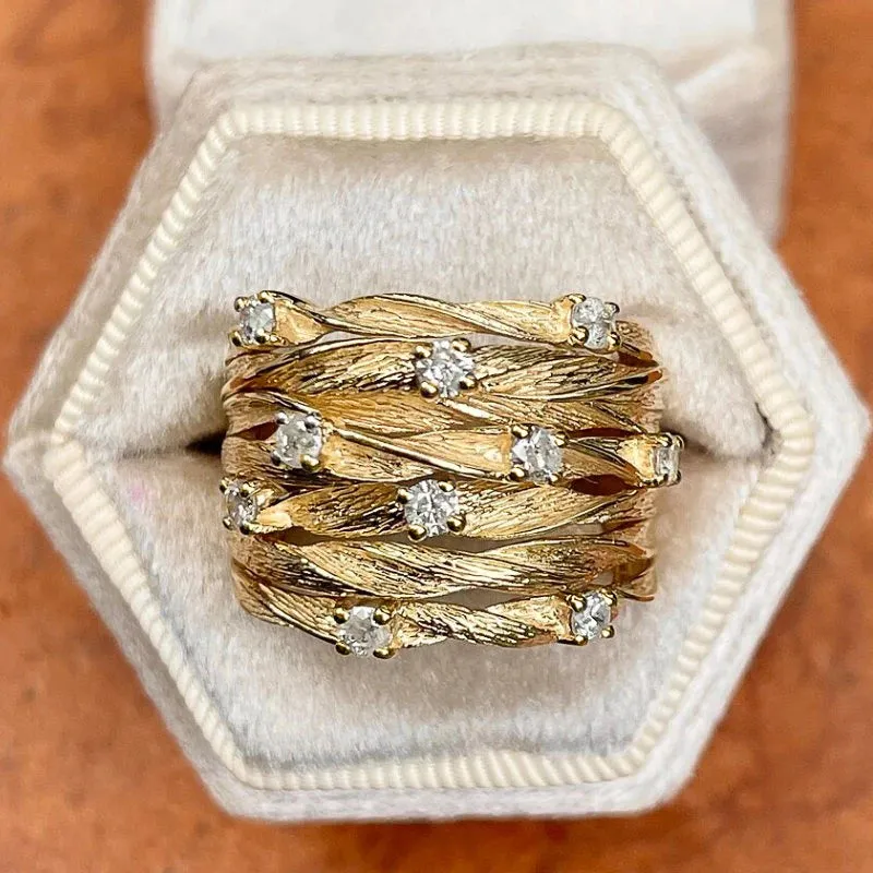 Huitan Hyperbole Wide Luxury Twist Design Ring
