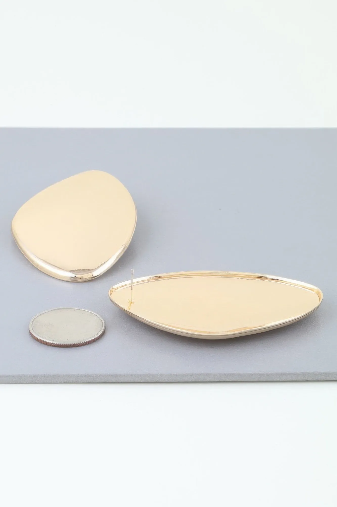 Modern Abstract Plate Stud Earrings