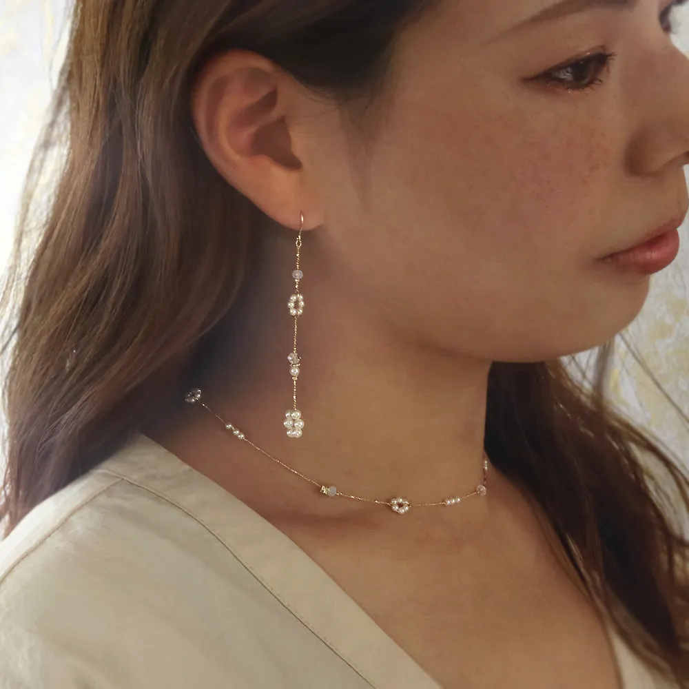 Nostalgic Pearl Flower Station Drop Earrings