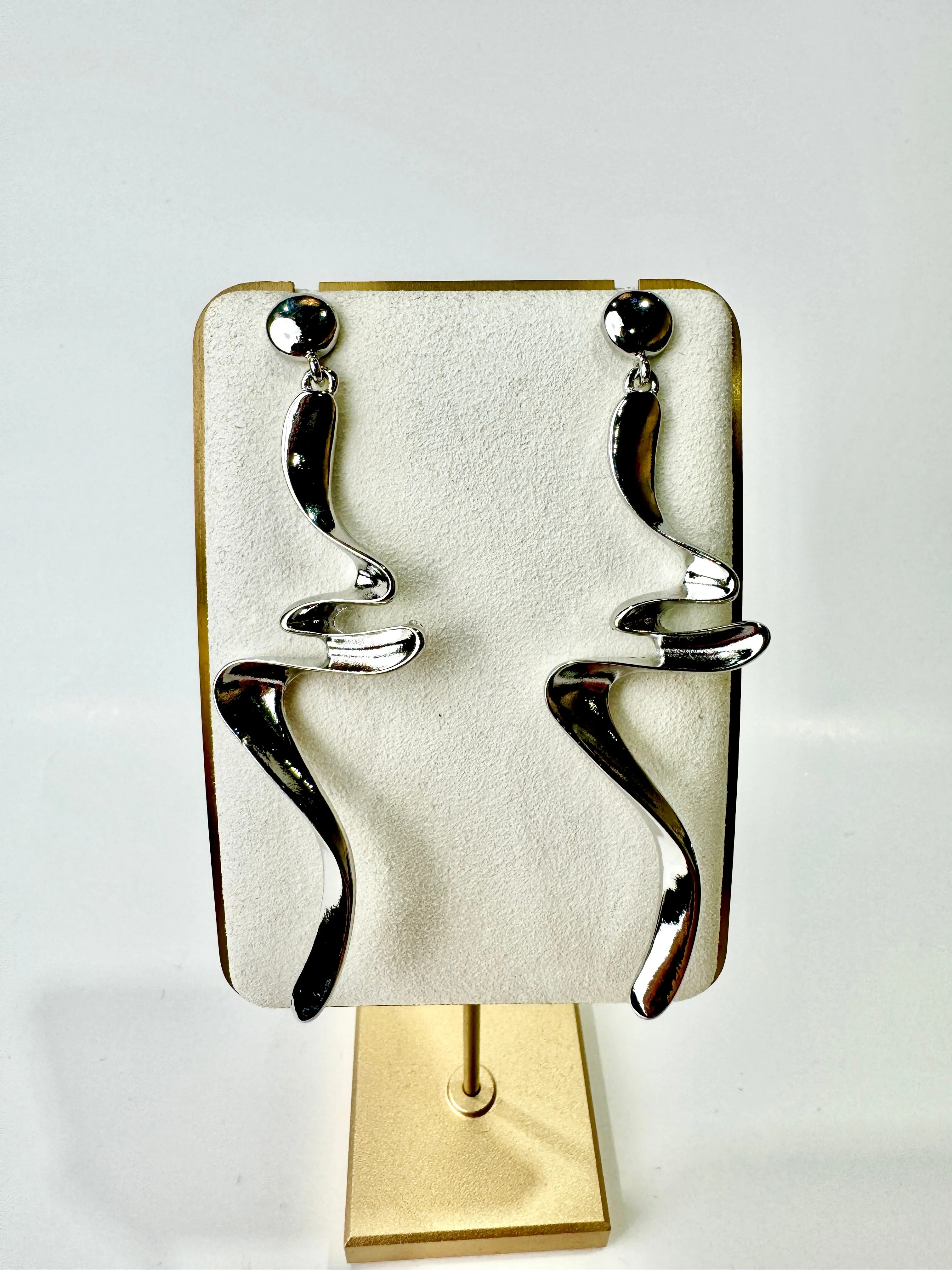 Oliv - Silver Twist Drop Earrings