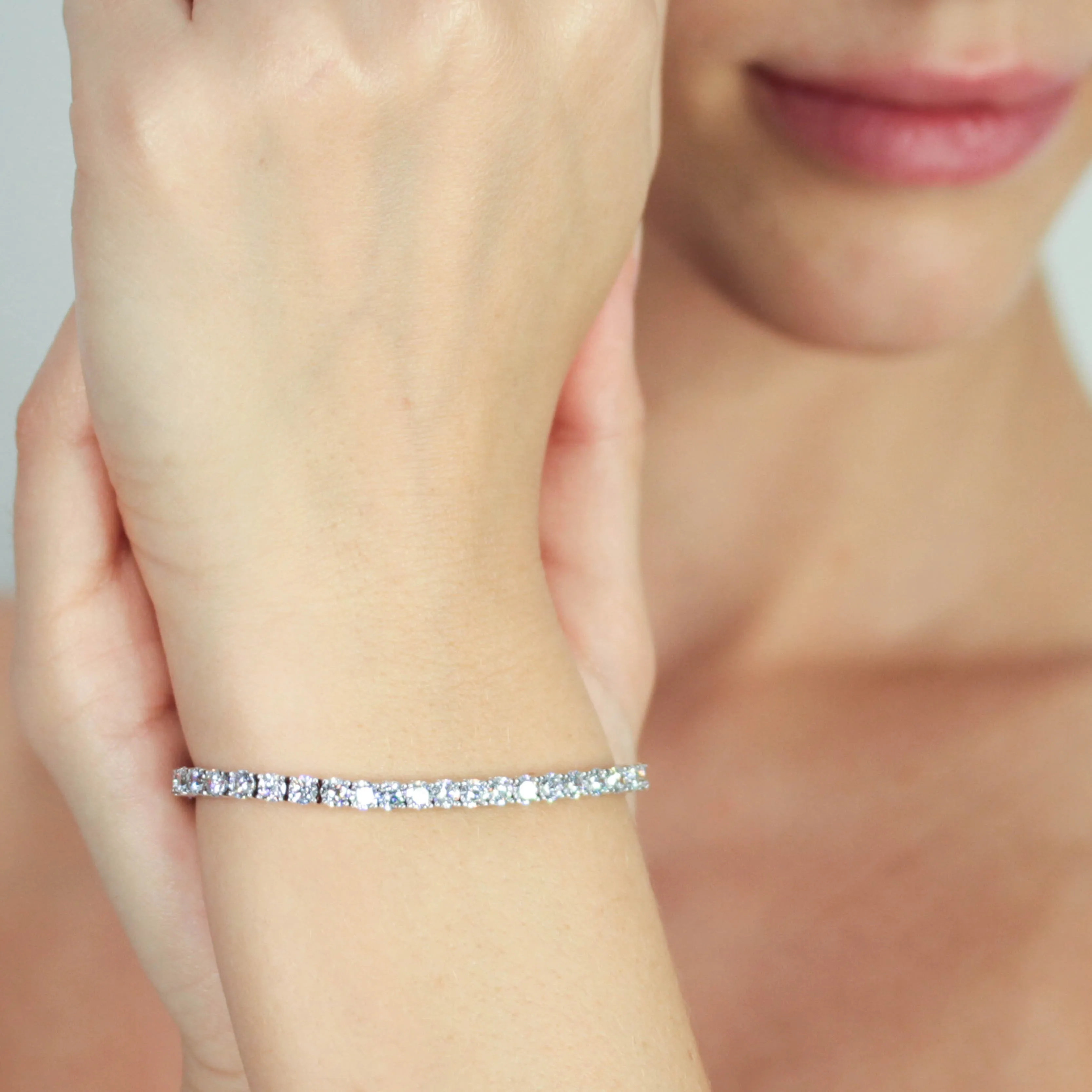 Round Brilliant Tennis Bracelet