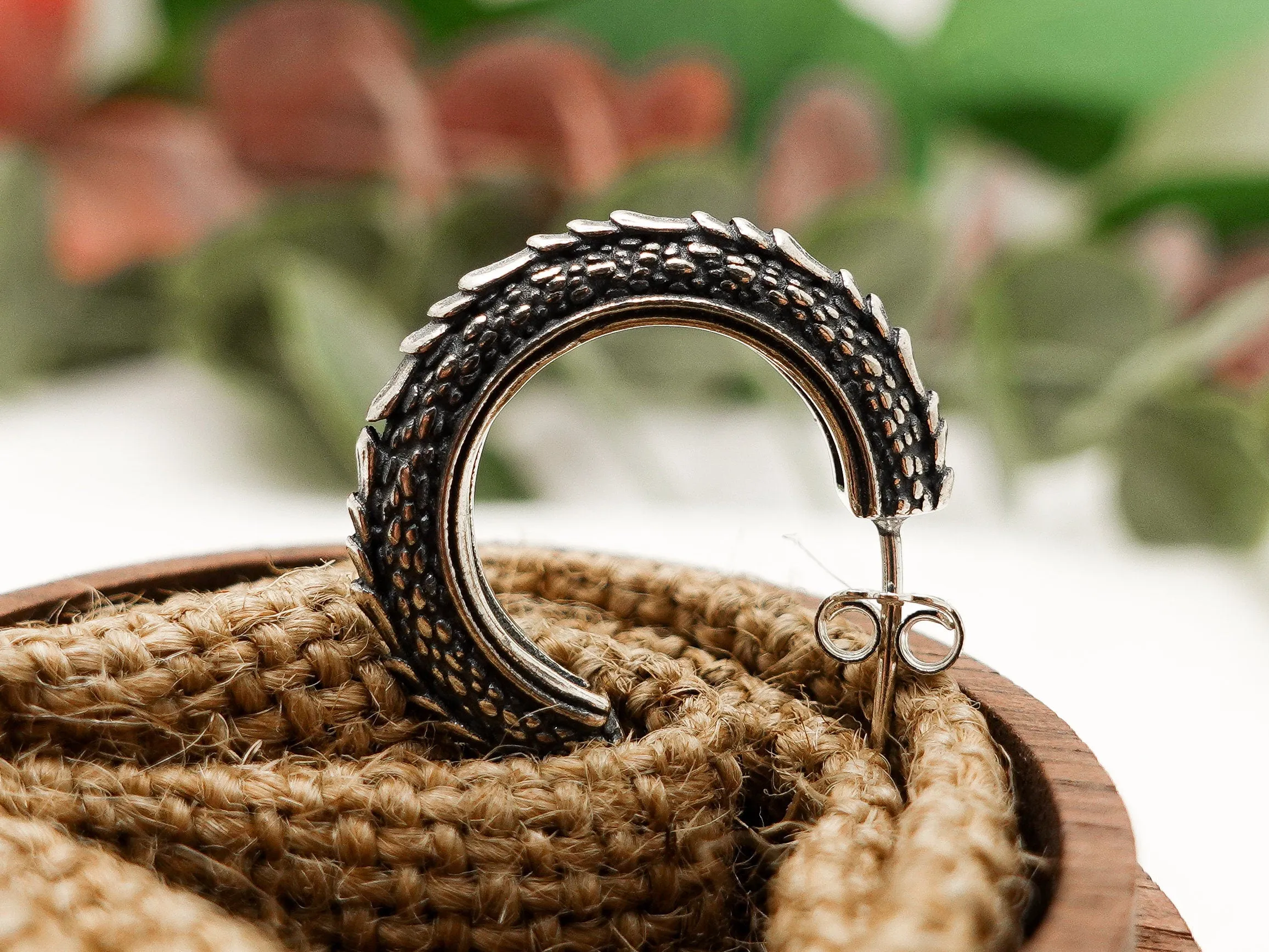Sterling Silver Mens Hoop Earrings, Cool Black Dragon Scales Gothic Earrings for Men, Unisex Jewelry Gift For Him Her Boyfriend Dad Brothers