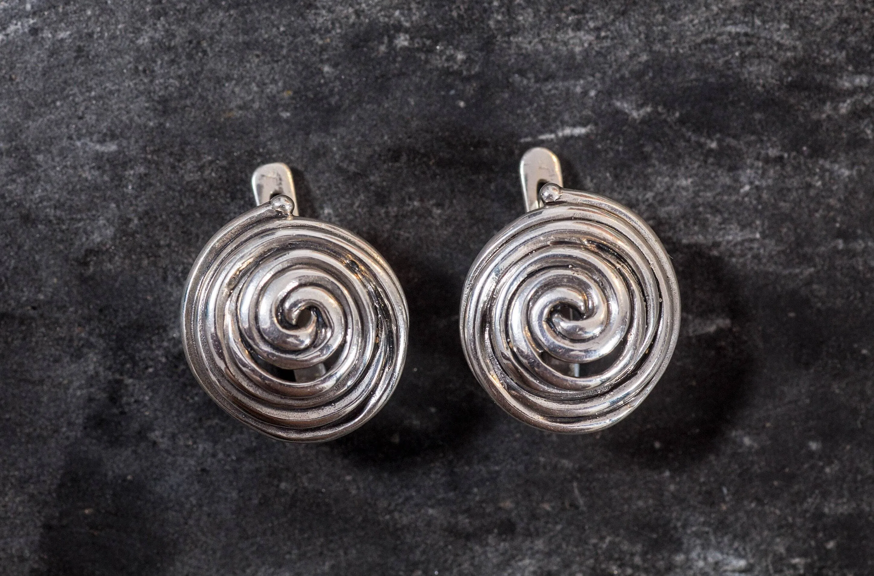Swirl Silver Earrings - Round Artistic Studs - Spiral Statement Earrings