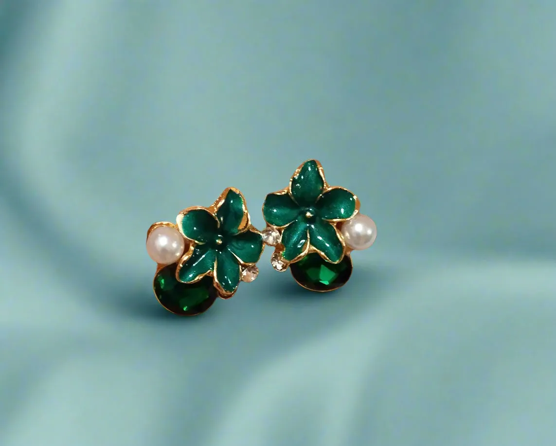 Trendy light weight shiny earring with korean western stylish danglers-h