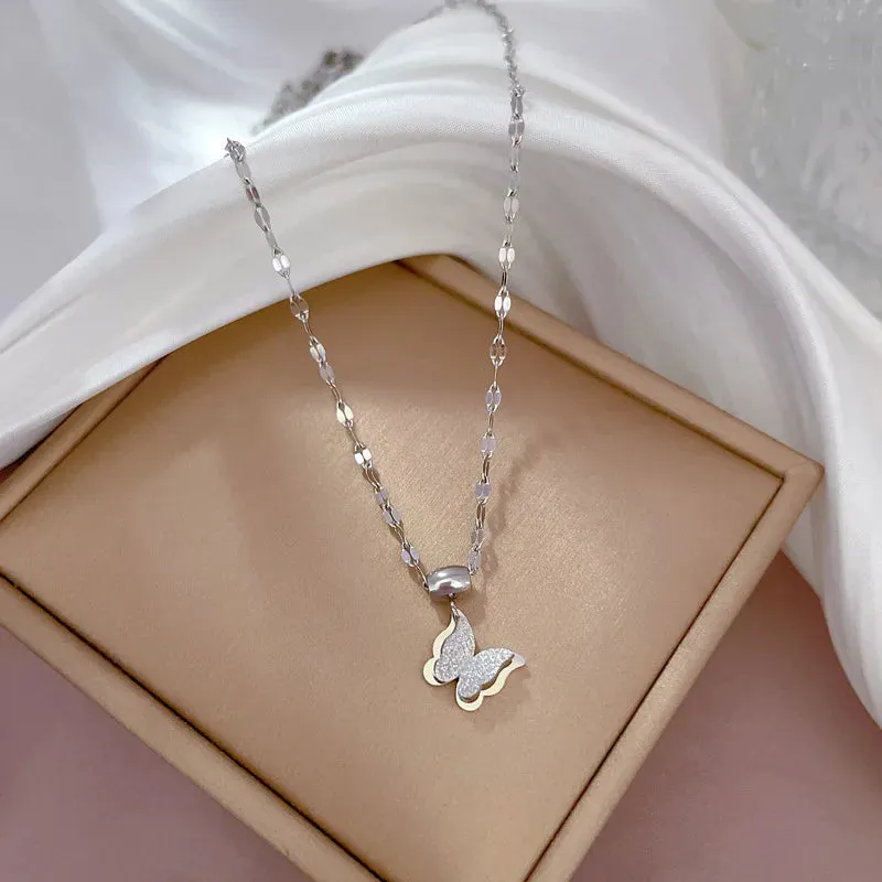 Unique and Elegant Copper-plated Gold Color Pendant Necklace, Perfect for Women's Fashion Accessories