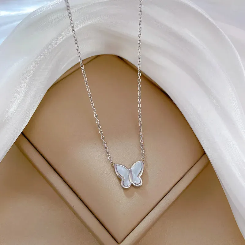Unique and Elegant Copper-plated Gold Color Pendant Necklace, Perfect for Women's Fashion Accessories