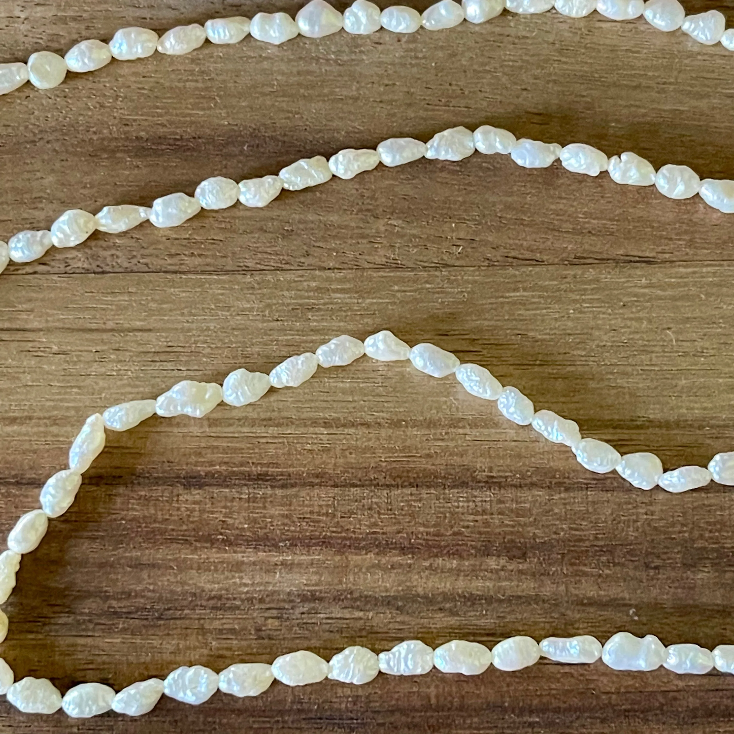 Vintage Long Single Strand Of Fresh Water Pearls Off White 36 Necklace