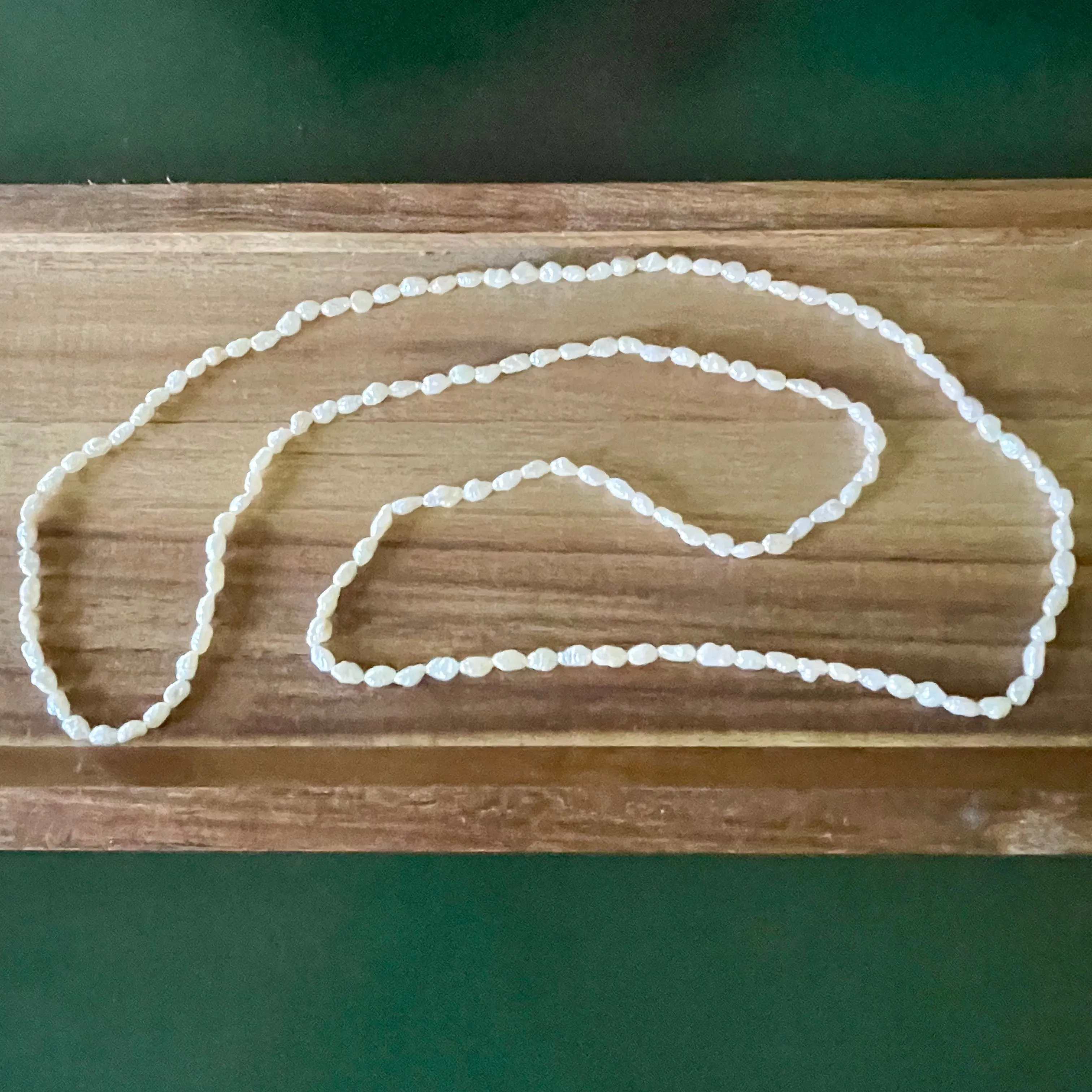 Vintage Long Single Strand Of Fresh Water Pearls Off White 36 Necklace