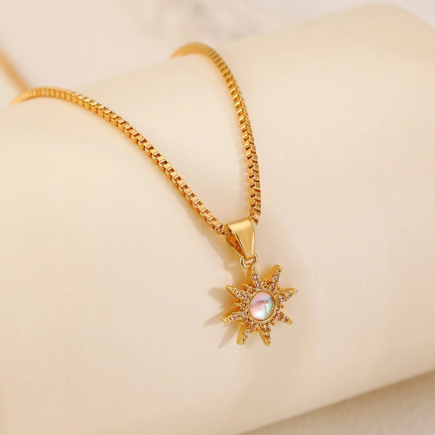 Wholesale Alloy Cartoon Colorful Circular Diamond Necklaces