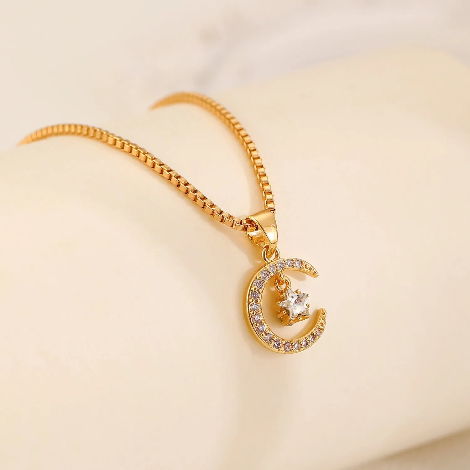 Wholesale Alloy Cartoon Colorful Circular Diamond Necklaces